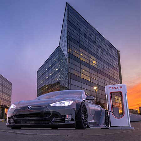 電気自動車需要が急増。テスラが重要市場として見るイスラエルの電気自動車事情