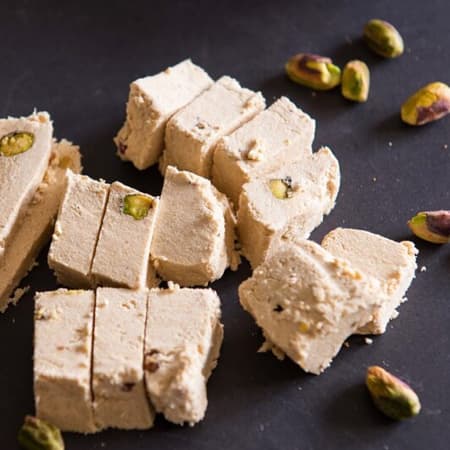 ハルヴァとは？味・原料・種類・レシピ・買える場所まで徹底解説【中東の伝統菓子】