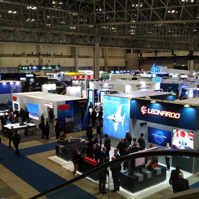 防衛・セキュリティ関連企業が集まる大規模イベントDSEI Japanイスラエルブースで見たもの