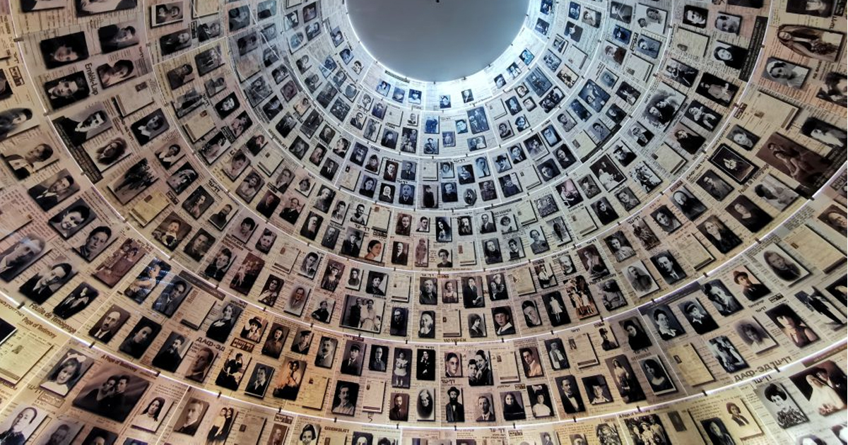 ヤド・ヴァシェム ホロコースト写真集 HOLOCAUST THE イスラエル刊 in (Studies 1932-1945 Jewry, European of Fate The Holocaust: The アート・デザイン・音楽