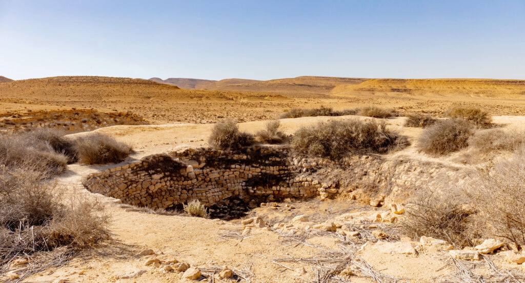 灌漑システムが整備されていたナバテア人によって造られた貯水池の跡。