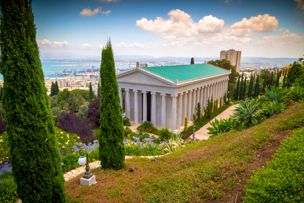 イスラエル・ハイファにある「バハーイー世界センター・国際アーカイブ」