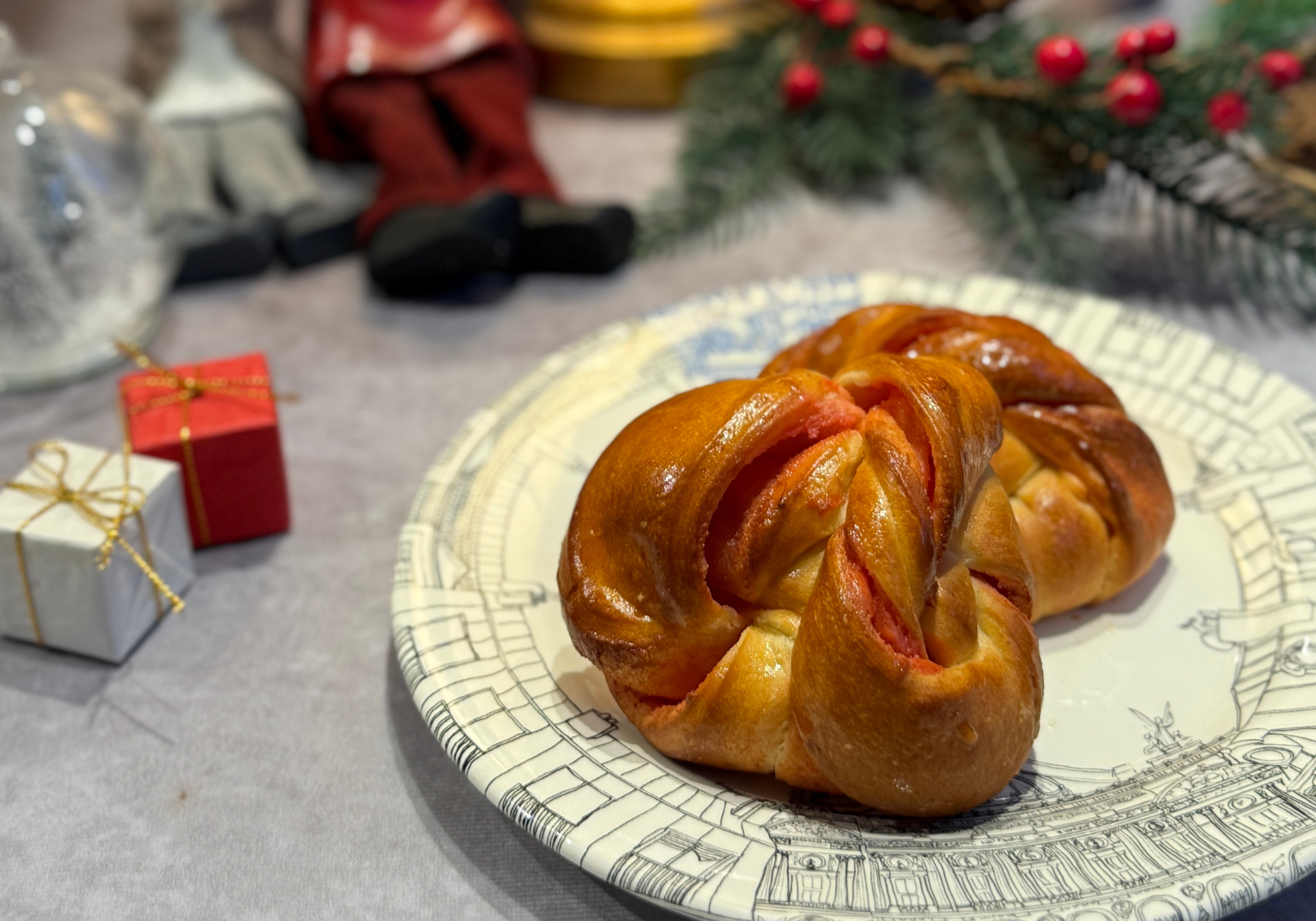 バブカ クリームチーズ フレーズがのったプレート