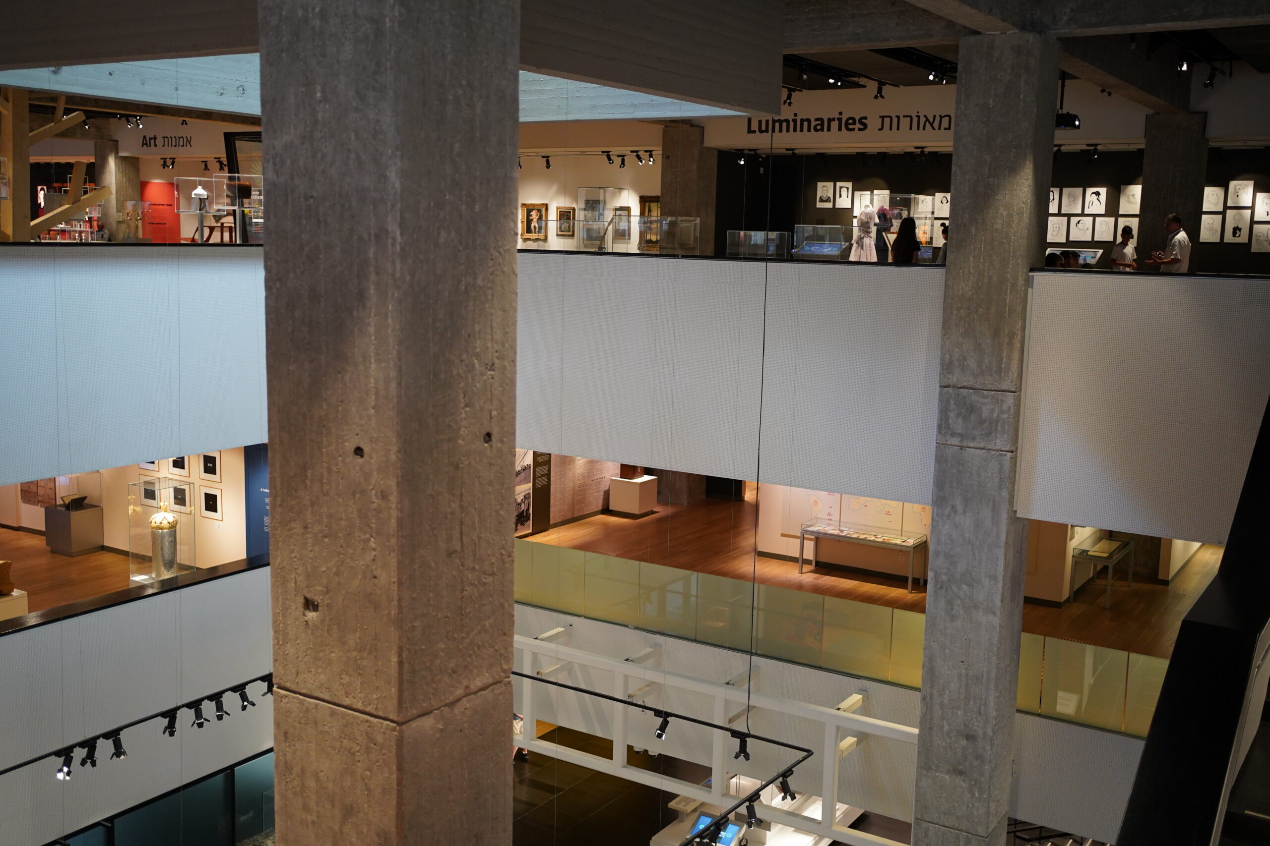 ANU Museum 3フロアの吹き抜け