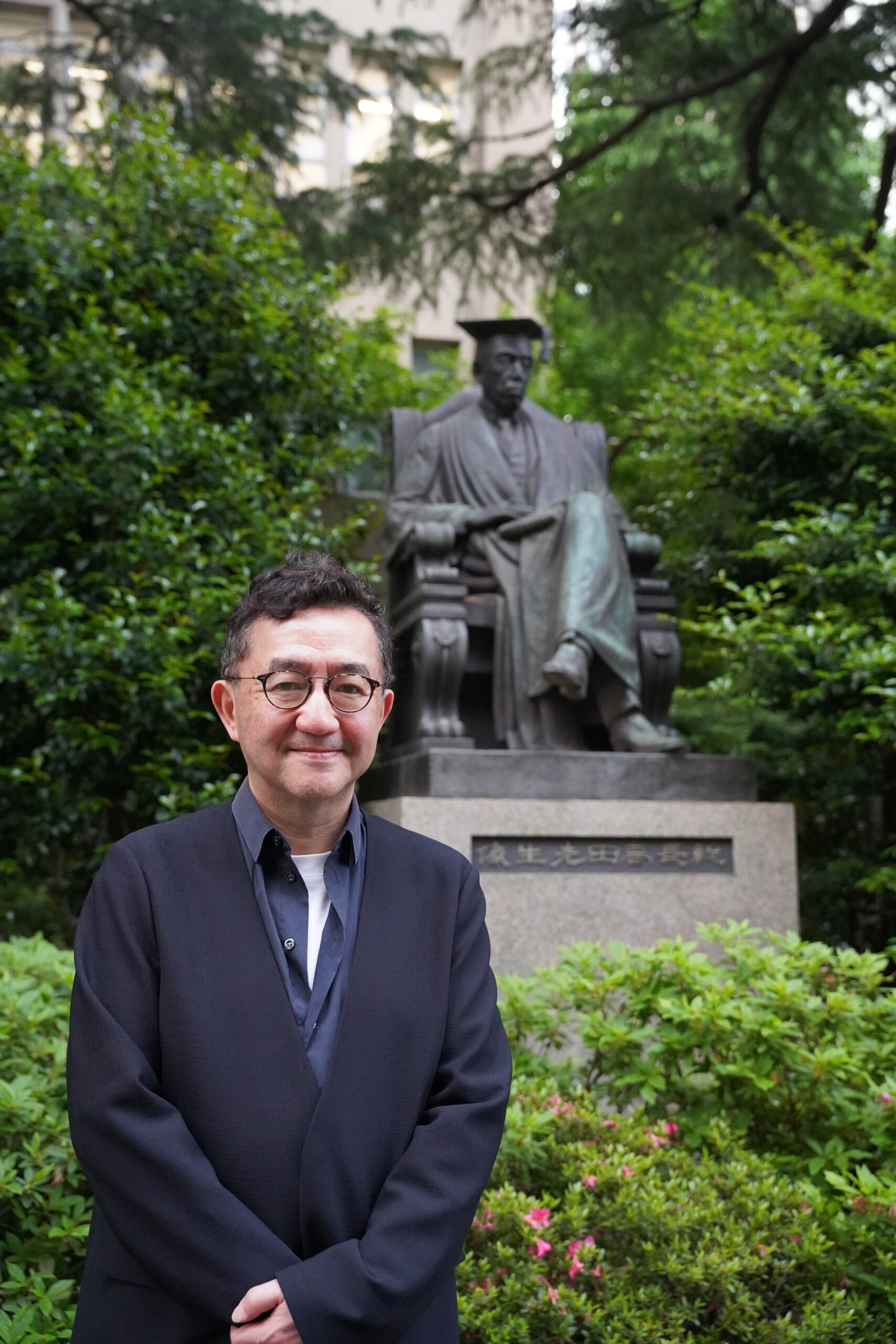早稲田大学キャンパス内の樋原伸彦准教授