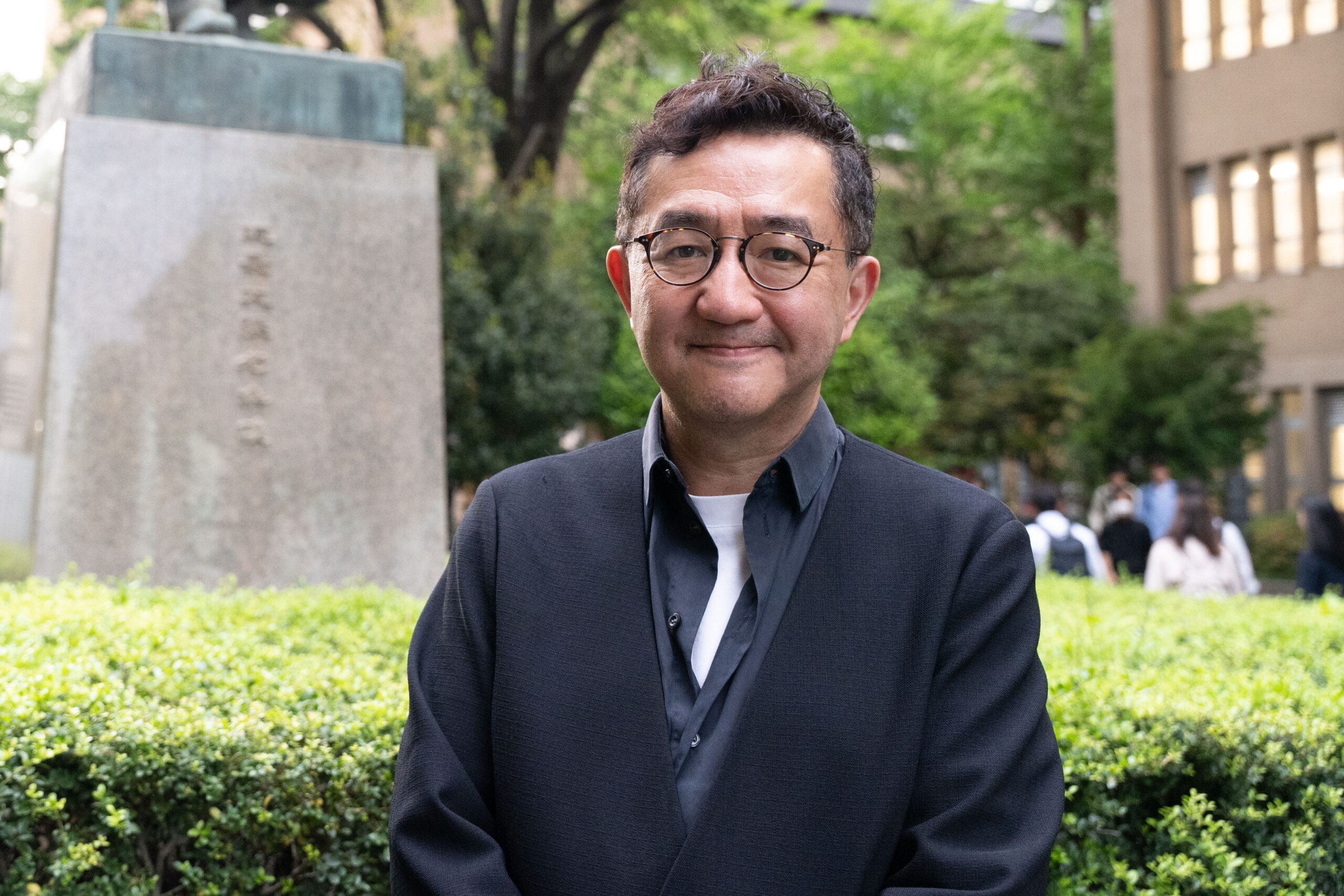 早稲田大学 キャンパス内の樋原伸彦准教授
