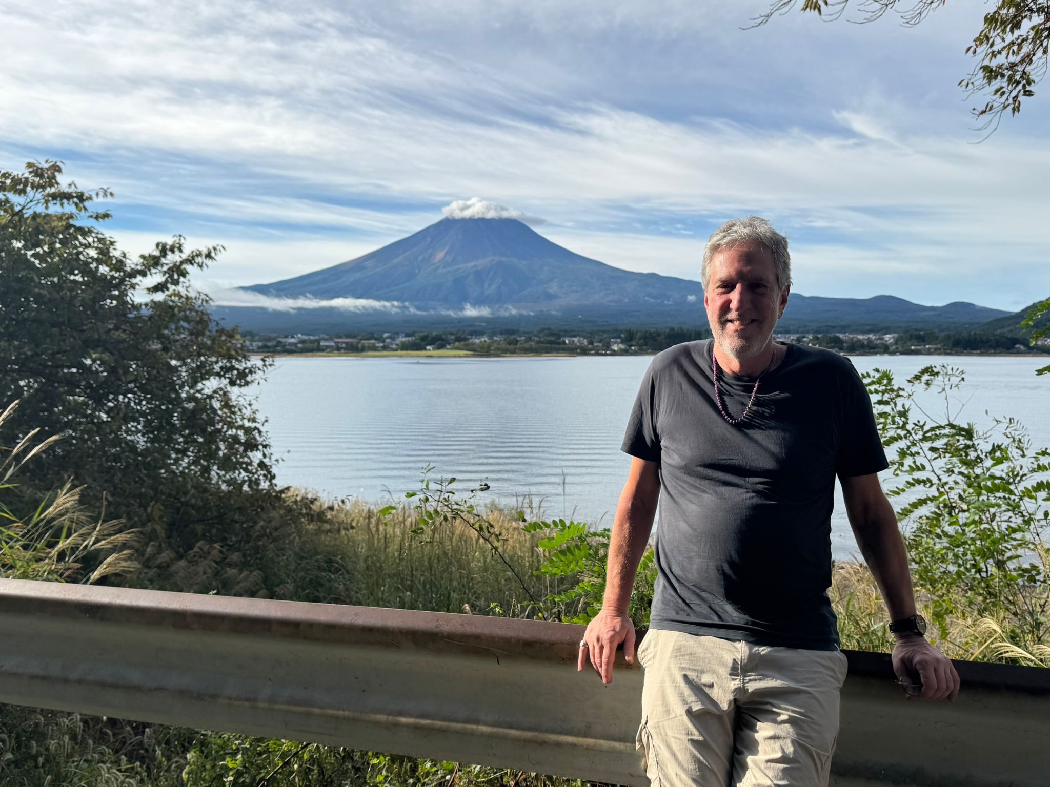 日本旅行を楽しむアロン・ノイマンさん